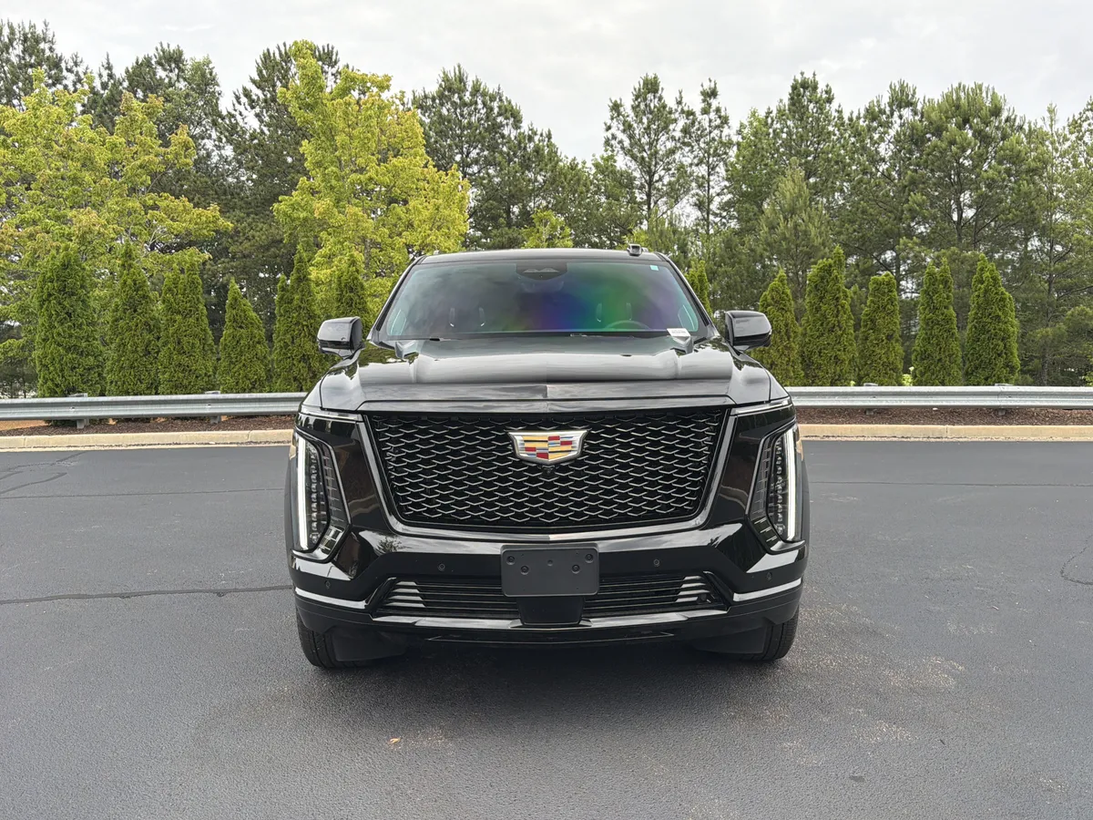 2026 CADILLAC Escalade 4WD Platinum Sport thumbnail 12