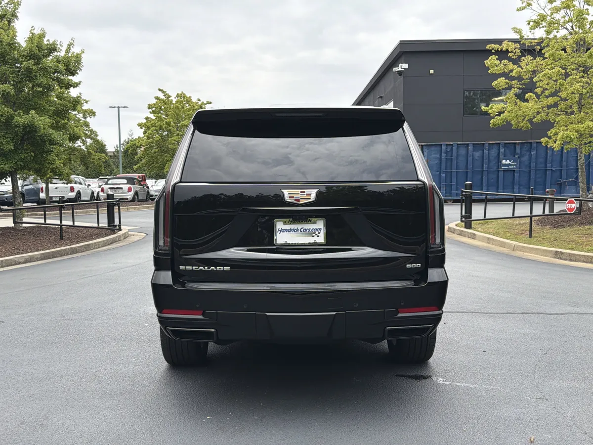 2026 CADILLAC Escalade 4WD Platinum Sport thumbnail 16