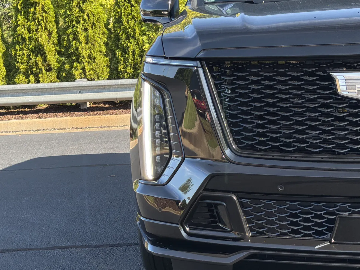 2026 CADILLAC Escalade AWD V-Series thumbnail 18