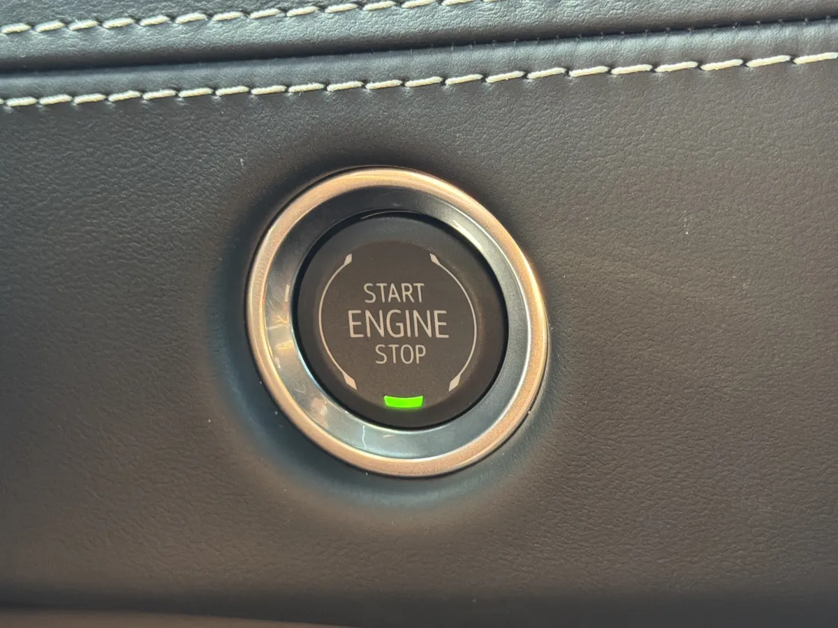 2026 CADILLAC Escalade AWD V-Series thumbnail 35
