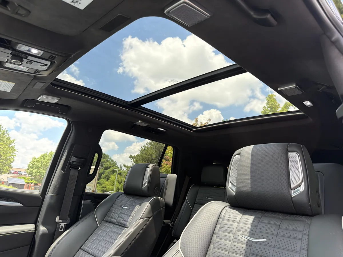 2026 CADILLAC Escalade AWD V-Series thumbnail 7