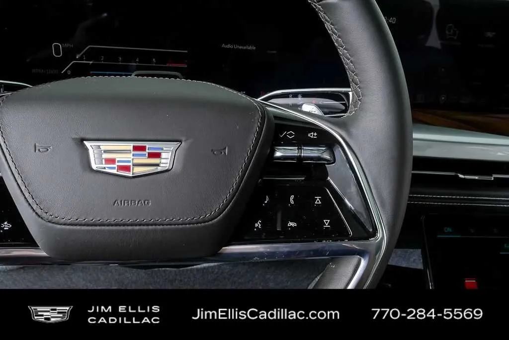 2026 Cadillac Escalade ESV Platinum Sport thumbnail 11