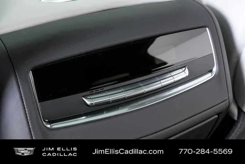 2026 Cadillac Escalade ESV Platinum Sport thumbnail 21