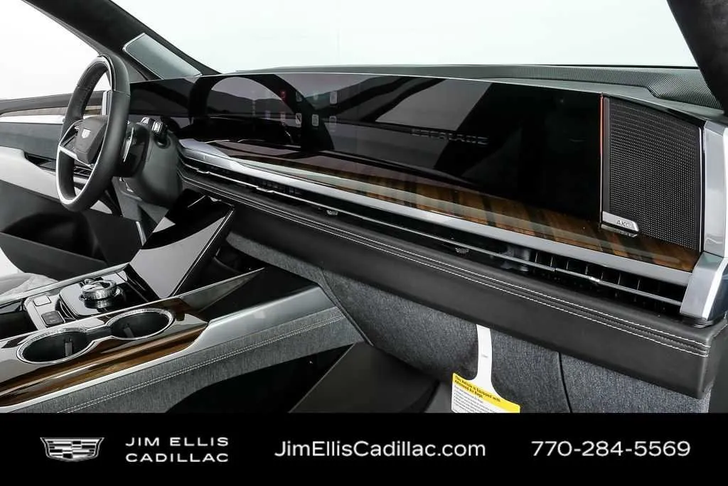 2026 Cadillac Escalade ESV Platinum Sport thumbnail 25