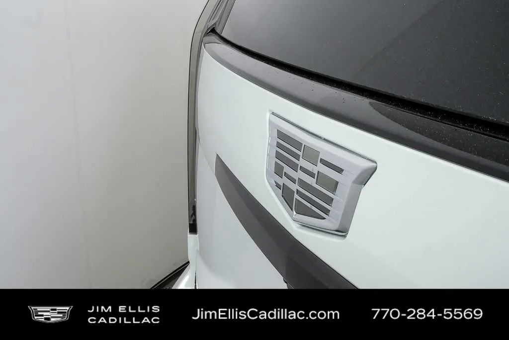2026 Cadillac Escalade ESV Platinum Sport thumbnail 37