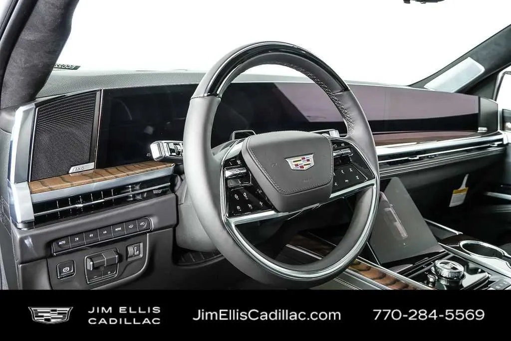 2026 Cadillac Escalade ESV Platinum Sport thumbnail 3