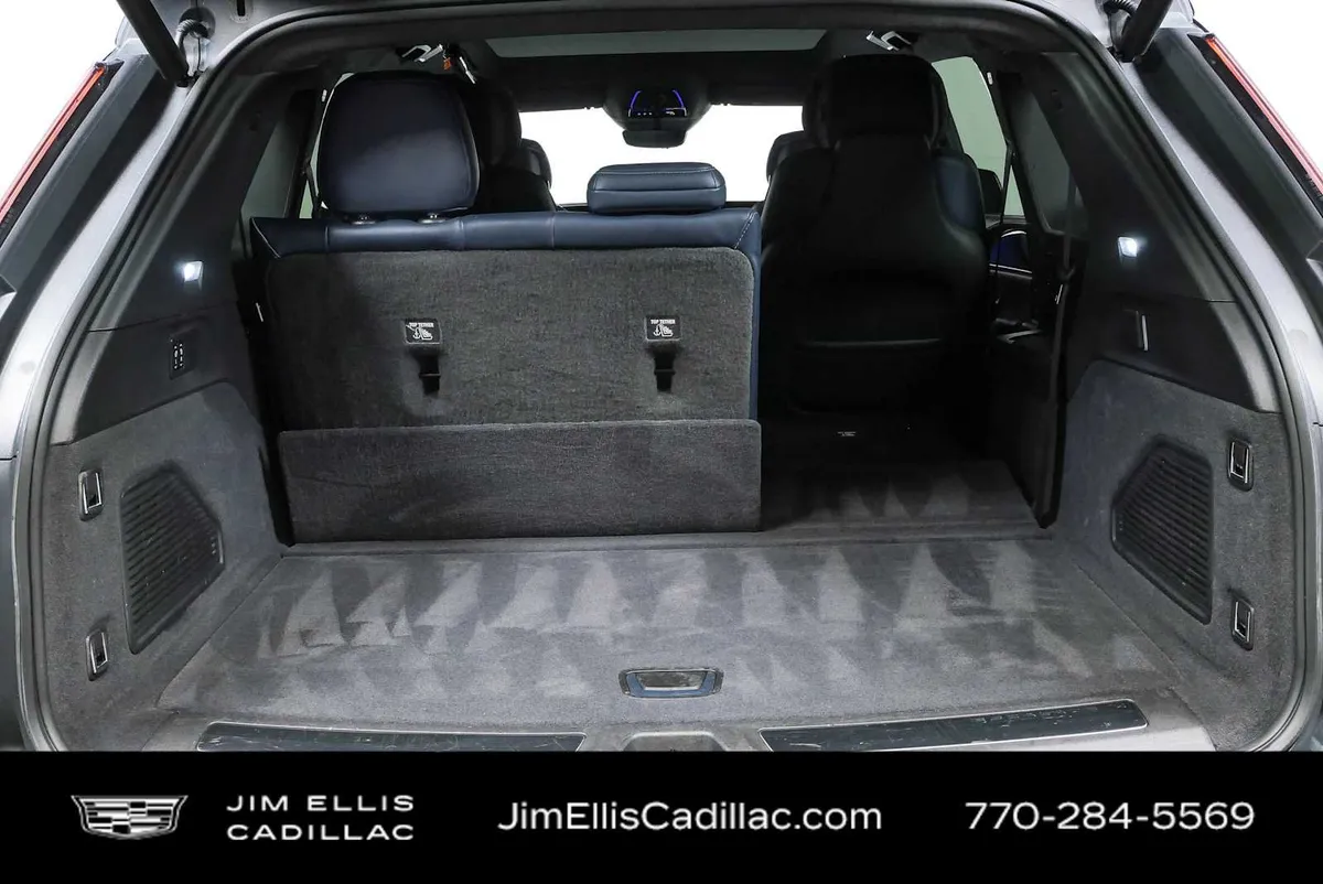 2026 Cadillac ESCALADE IQ Premium Sport thumbnail 31
