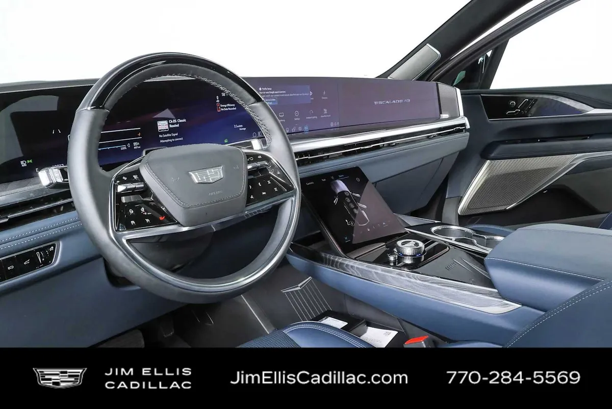 2026 Cadillac ESCALADE IQ Premium Sport thumbnail 4