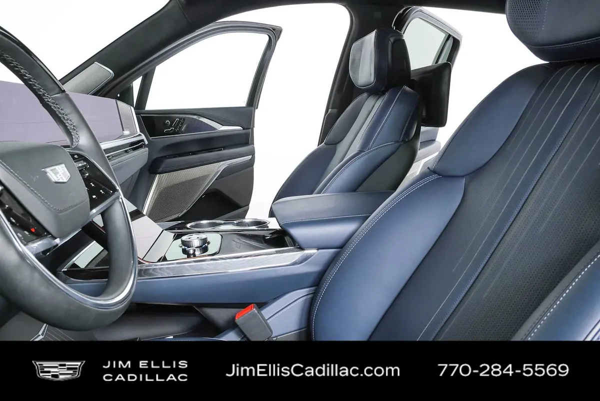 2026 Cadillac ESCALADE IQ Premium Sport thumbnail 5