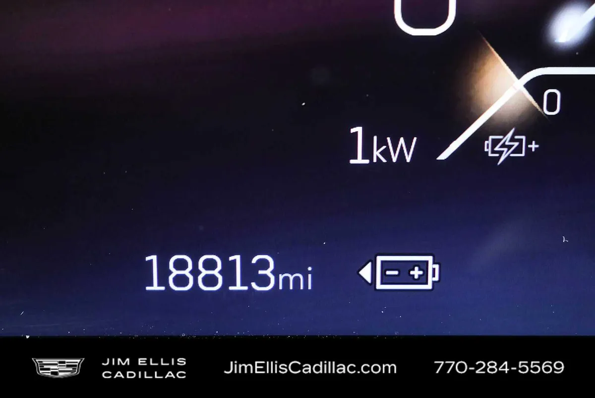 2026 Cadillac ESCALADE IQ Premium Sport thumbnail 8