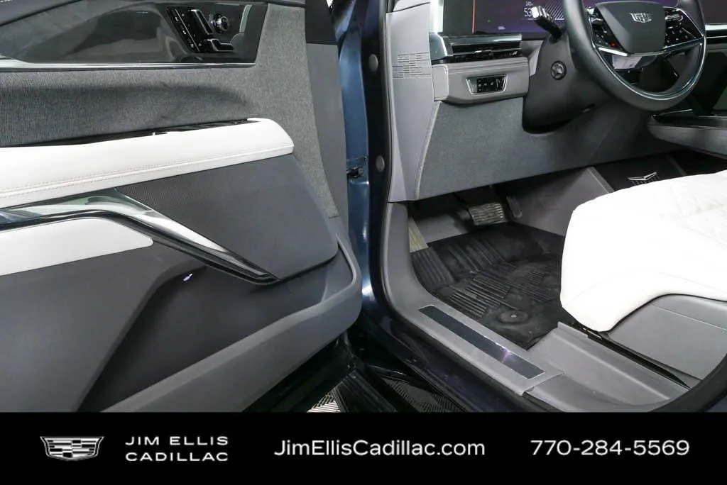 2026 Cadillac ESCALADE IQ Sport thumbnail 7