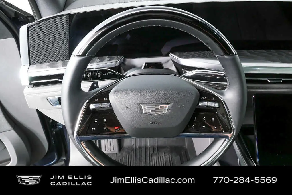 2026 Cadillac ESCALADE IQ Sport thumbnail 8
