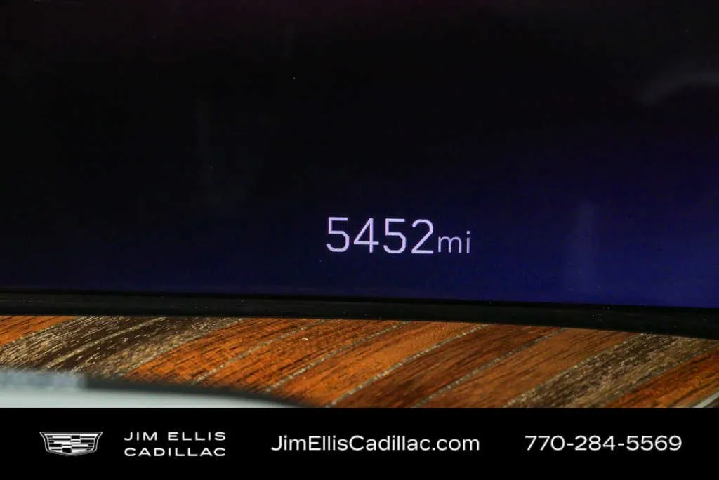 2026 Cadillac Escalade Platinum Sport thumbnail 12