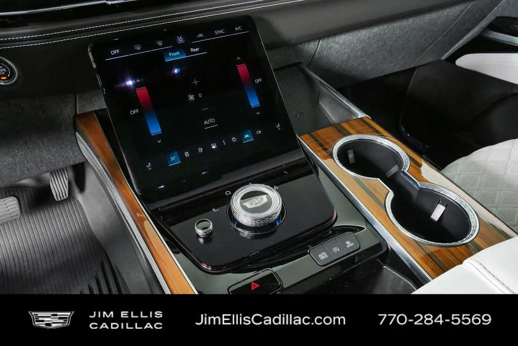 2026 Cadillac Escalade Platinum Sport thumbnail 18