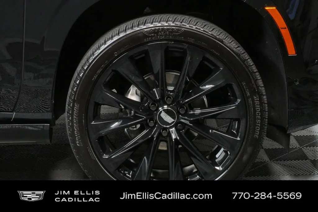 2026 Cadillac Escalade Platinum Sport thumbnail 40