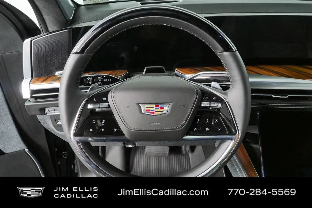2026 Cadillac Escalade Platinum Sport thumbnail 9