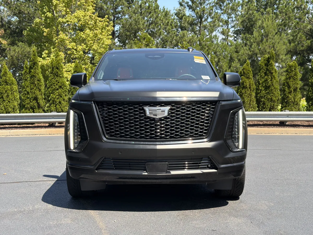 2026 Cadillac Escalade Platinum Sport thumbnail 12