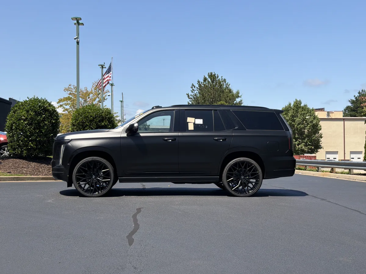 2026 Cadillac Escalade Platinum Sport thumbnail 14
