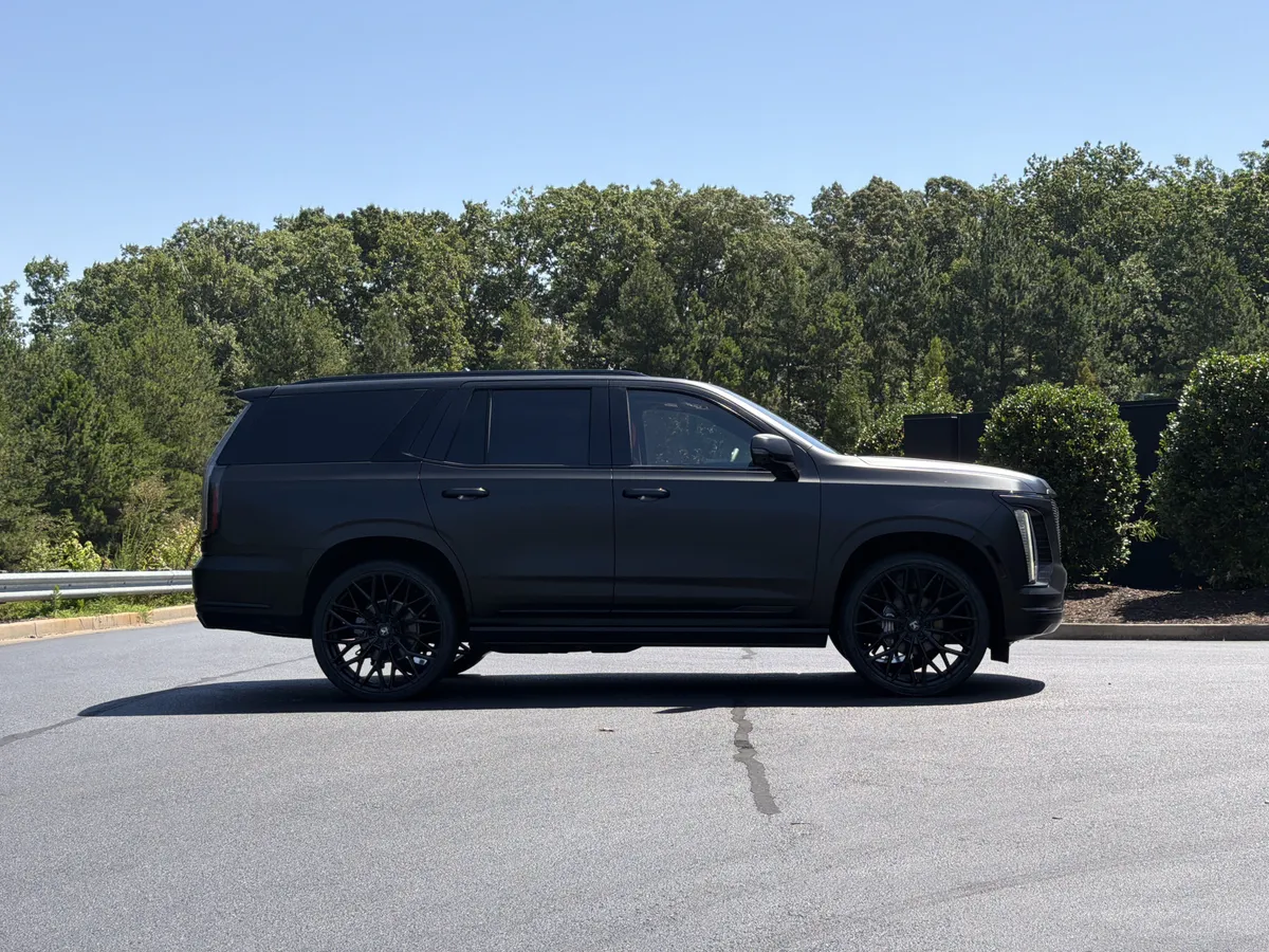 2026 Cadillac Escalade Platinum Sport thumbnail 4