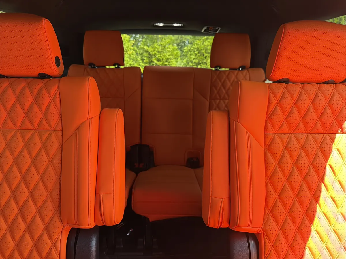 2026 Cadillac Escalade Platinum Sport thumbnail 8