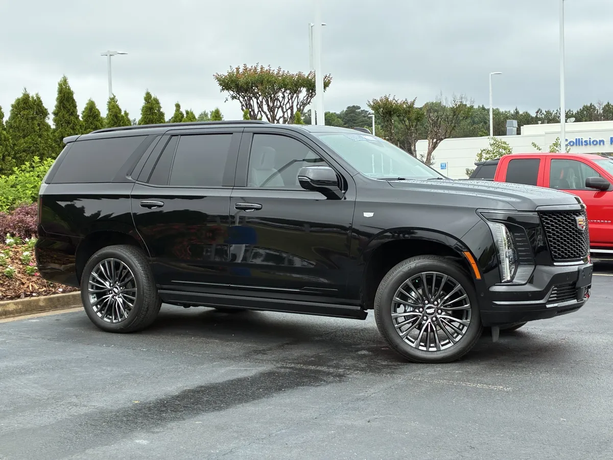 2026 Cadillac Escalade Platinum Sport thumbnail 2
