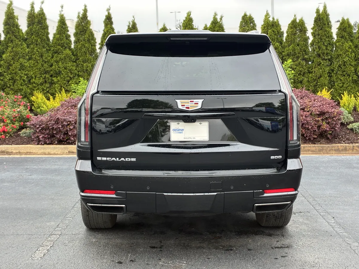 2026 Cadillac Escalade Platinum Sport thumbnail 6