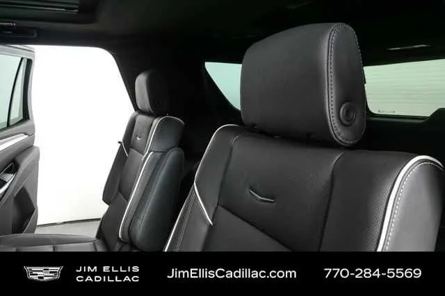2026 Cadillac Escalade Sport thumbnail 21