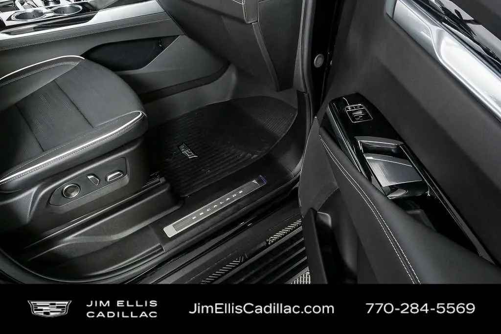 2026 Cadillac Escalade Sport thumbnail 27