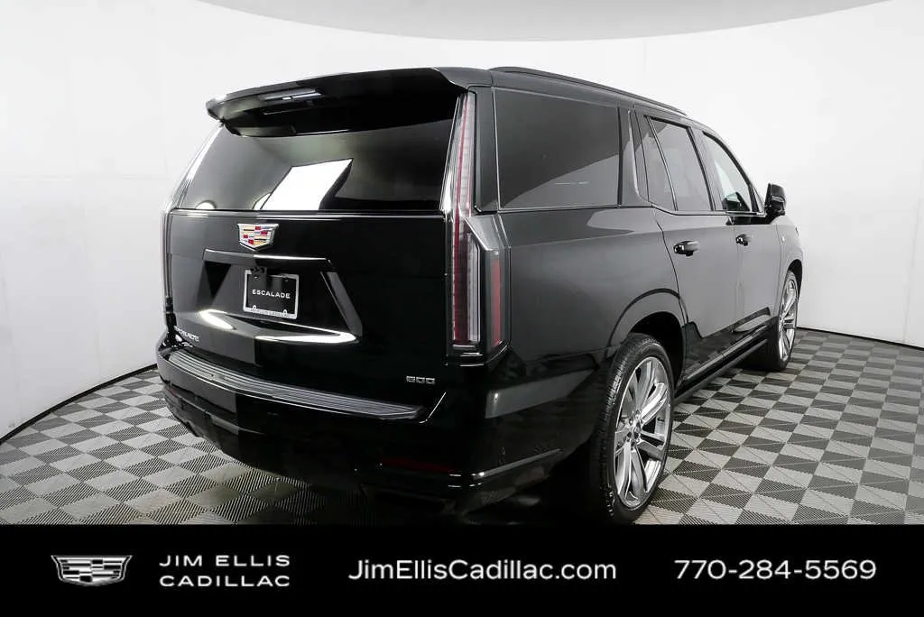2026 Cadillac Escalade Sport thumbnail 3