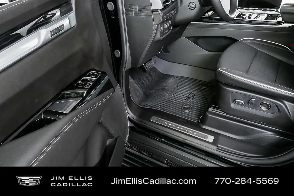 2026 Cadillac Escalade Sport thumbnail 8