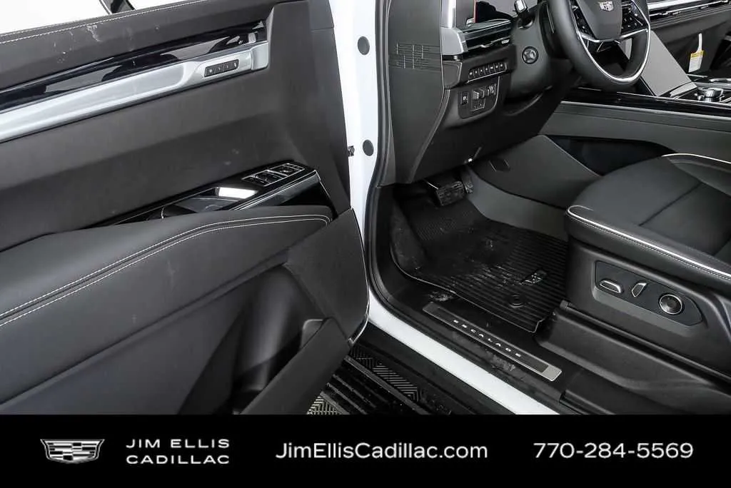 2026 Cadillac Escalade Sport thumbnail 8
