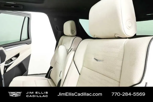2026 Cadillac Escalade Sport thumbnail 19