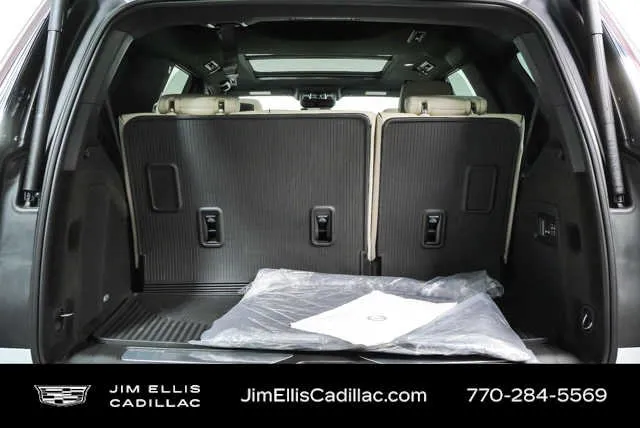 2026 Cadillac Escalade Sport thumbnail 25