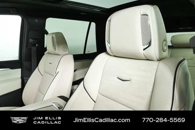 2026 Cadillac Escalade Sport thumbnail 5