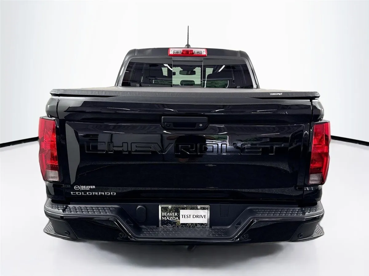 2026 Chevrolet Colorado 2WD LT thumbnail 12