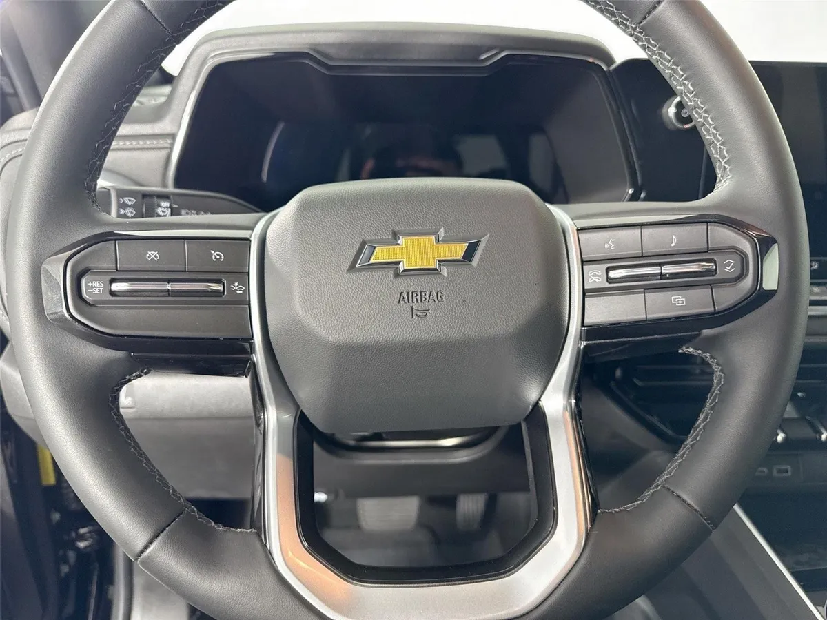 2026 Chevrolet Colorado 2WD LT thumbnail 16