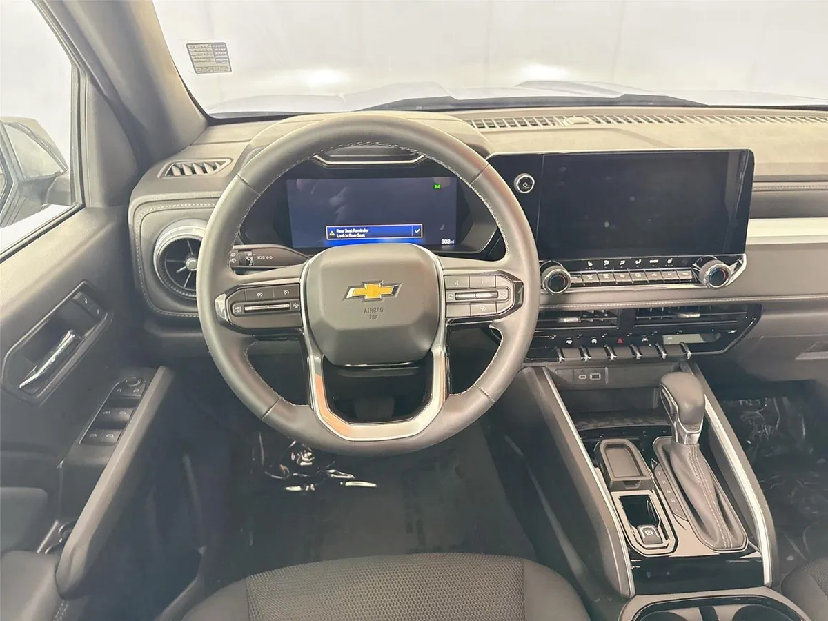 2026 Chevrolet Colorado 2WD LT thumbnail 29