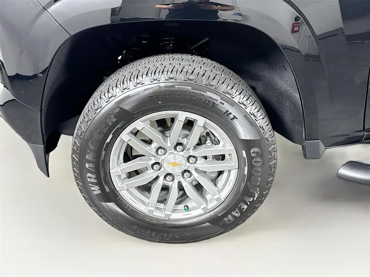 2026 Chevrolet Colorado 2WD LT thumbnail 43