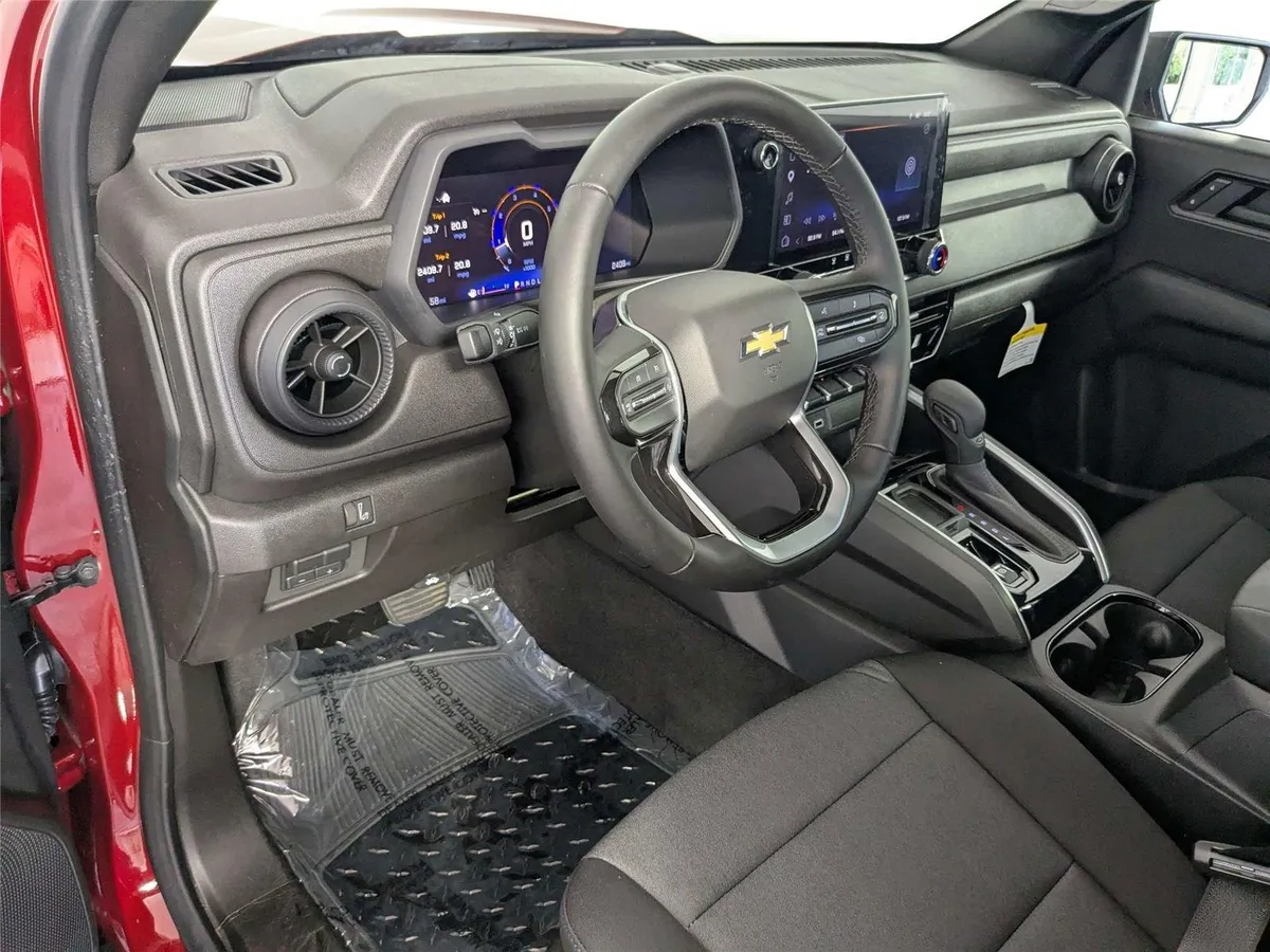 2026 Chevrolet Colorado 2WD Work Truck thumbnail 10