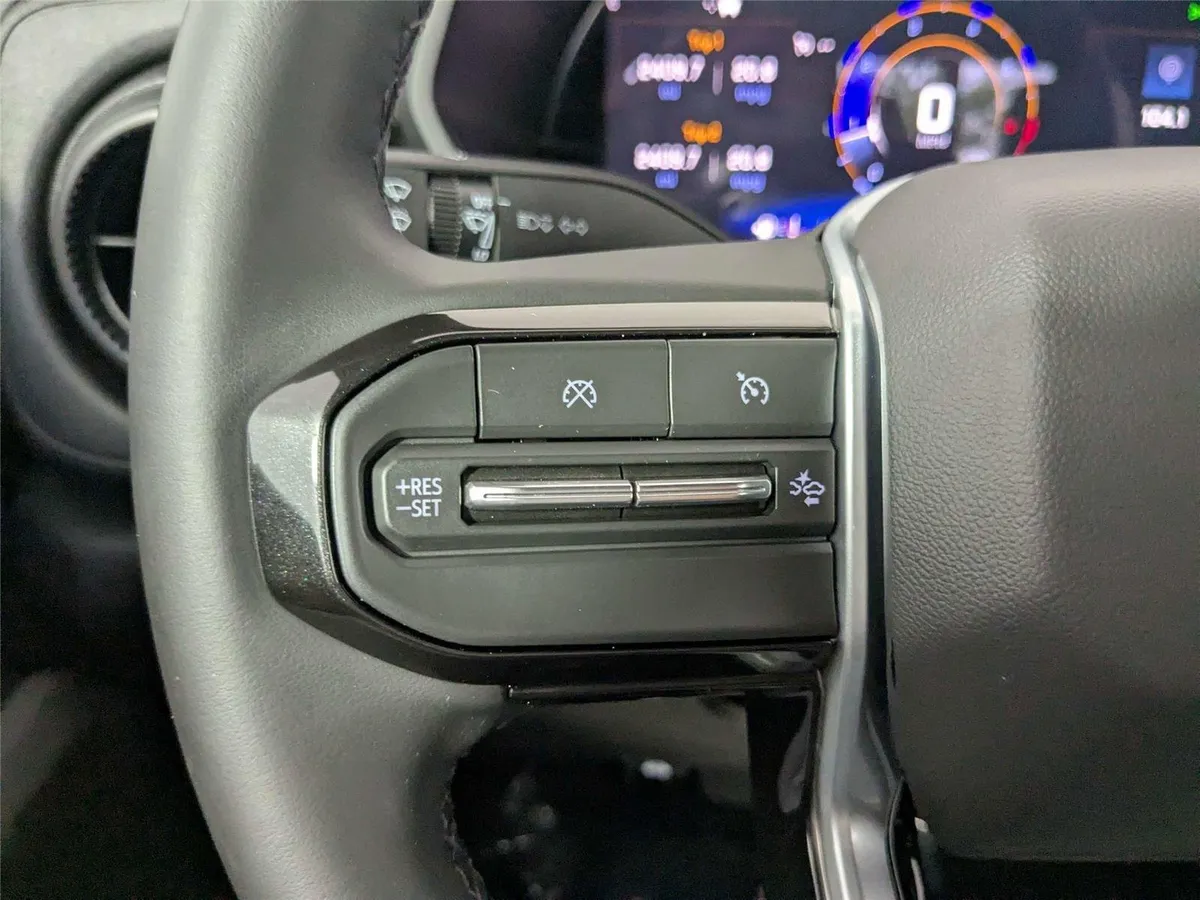2026 Chevrolet Colorado 2WD Work Truck thumbnail 16