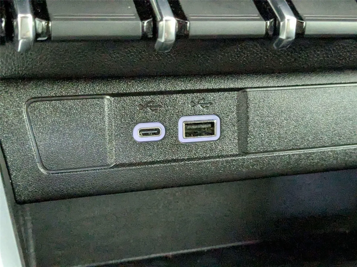 2026 Chevrolet Colorado 2WD Work Truck thumbnail 24