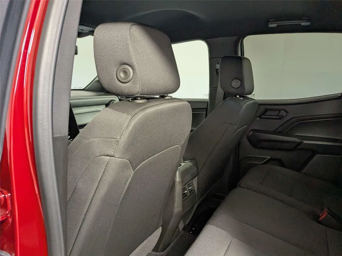 2026 Chevrolet Colorado 2WD Work Truck thumbnail 35
