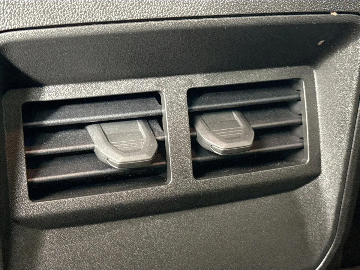 2026 Chevrolet Colorado 4WD Trail Boss thumbnail 36