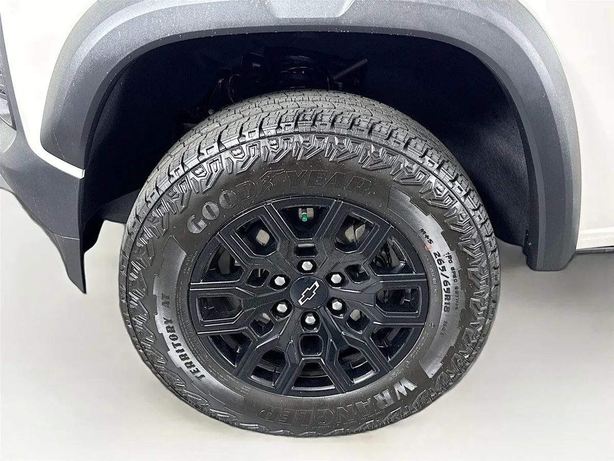 2026 Chevrolet Colorado 4WD Trail Boss thumbnail 44