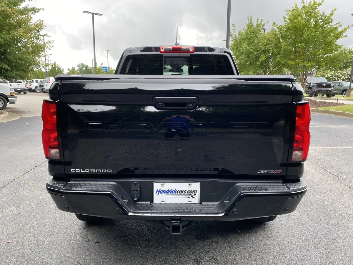 2026 Chevrolet Colorado 4WD ZR2 thumbnail 7