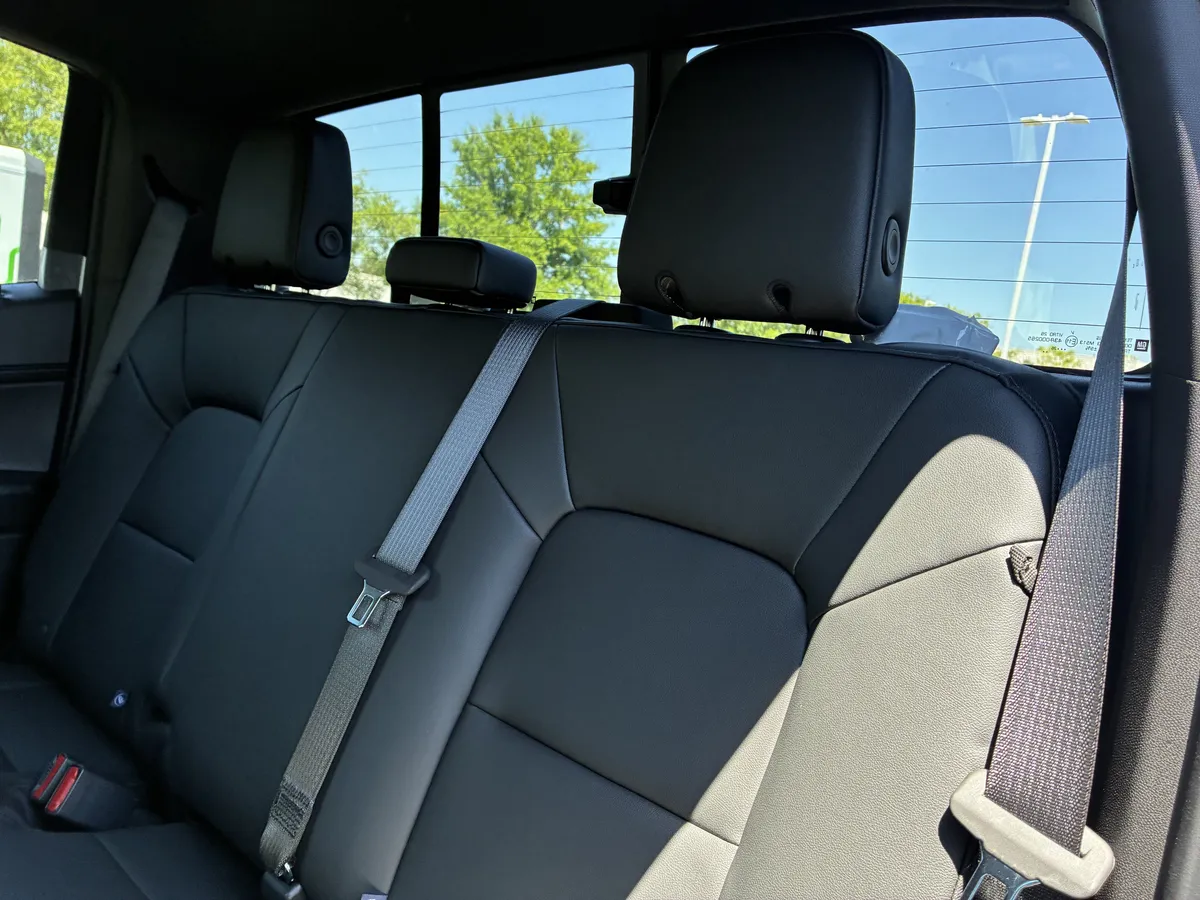 2026 Chevrolet Colorado Trail Boss thumbnail 12