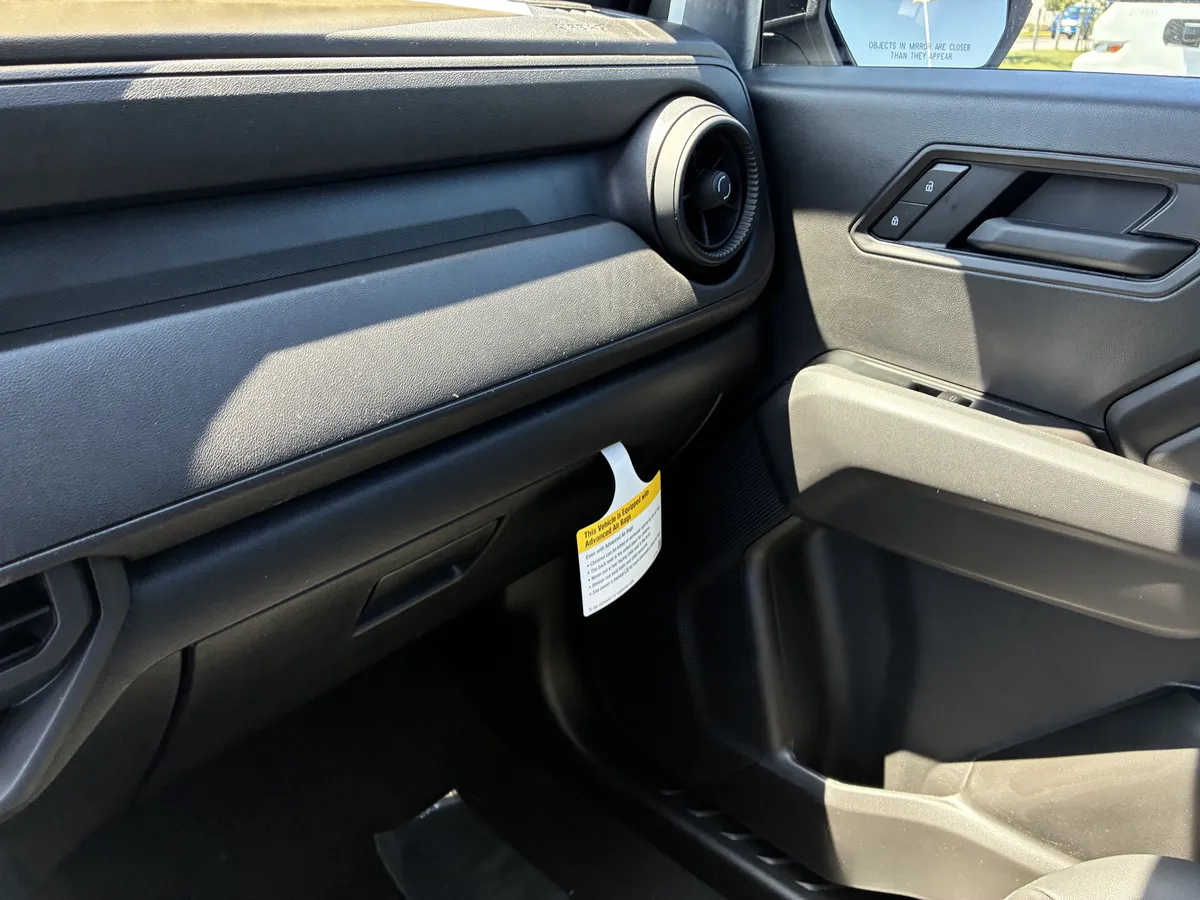 2026 Chevrolet Colorado Trail Boss thumbnail 35