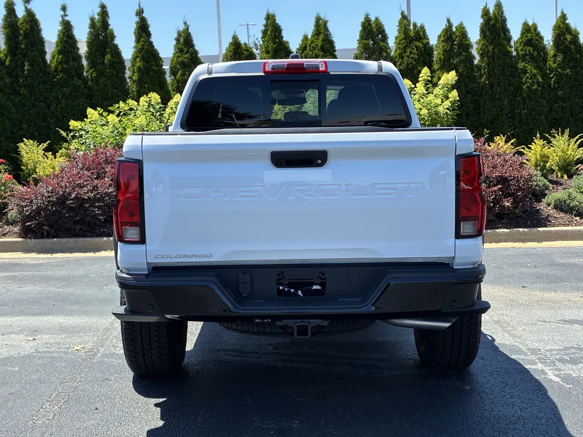 2026 Chevrolet Colorado Trail Boss thumbnail 7