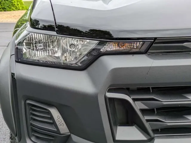 2026 Chevrolet Colorado Trail Boss thumbnail 10