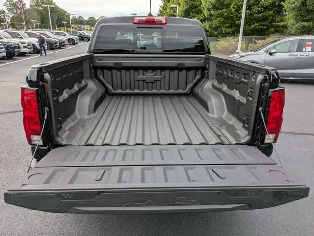 2026 Chevrolet Colorado Trail Boss thumbnail 13